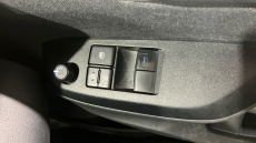 Toyota Yaris 1.5 Hybrid Icon 5dr CVT Hybrid Hatchback